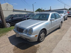 2000 MERCEDES E430