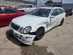 2005 MERCEDES ECLASS