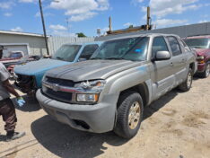 2002 CHEVROLET AVALANCHE