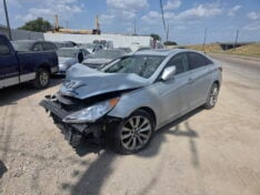 2011 HYUNDAI SONATA