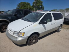 2000 TOYOTA SIENNA