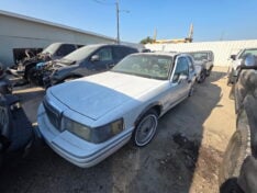 1994 LINCOLN TOWNCAR