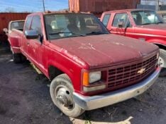 1993 CHEVROLET TRUCK 3500 DUALLY