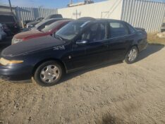 2000 SATURN L300