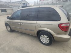 2002 CHRYSLER VOYAGER