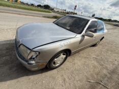 1998 LEXUS LS400