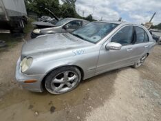 2004 MERCEDES C230