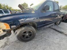 2004 DODGE RAM