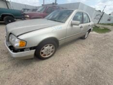 1995 MERCEDES C220