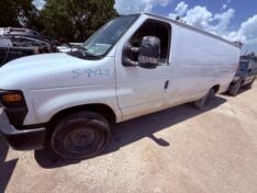2009 FORD E350