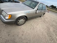 1998 MERCEDES S320
