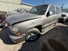 2002 CHEVROLET TAHOE