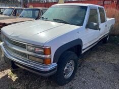 2000 CHEVROLET TRUCK 2500 CREW CAB