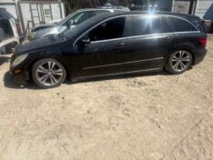 2006 MERCEDES R350