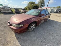 2002 PONTIAC GRAND PRIX GT