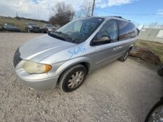 2006 CHRYSLER TOWN & COUNTRY