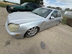 2000 MERCEDES S500