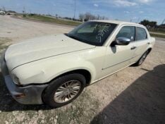 2010 CHRYSLER 300