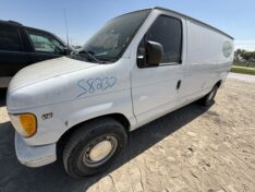 2001 FORD ECONOLINE