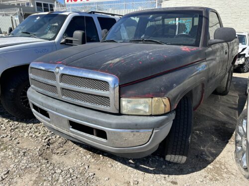 2001 DODGE TRUCK 1500