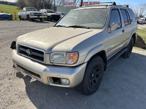 2001 NISSAN PATHFINDER