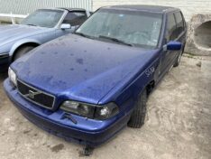 1998 VOLVO S70